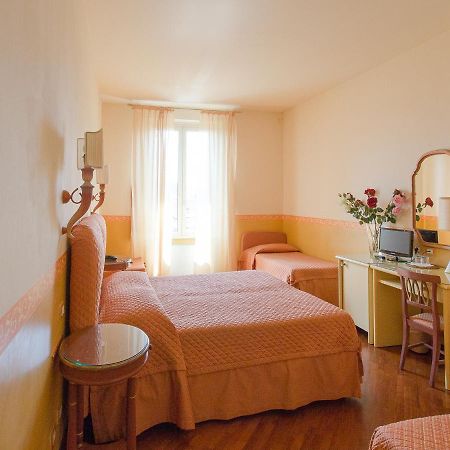 Hotel Aurora Флоренция Экстерьер фото